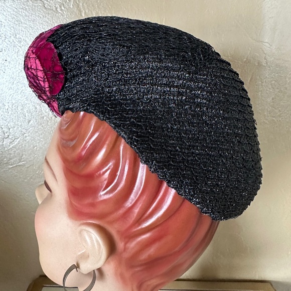 RAVISHING 1930s\' BLACK STRAW HAT WITH VELOUR PETALS COVERED BY VEILING main image 10